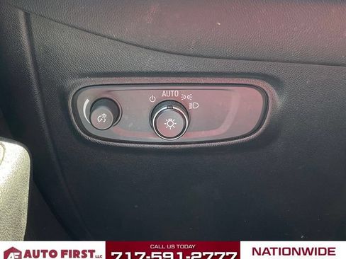 Used 2020 Chevrolet Equinox LS w/ LS Convenience Package AWD/4WD image 22