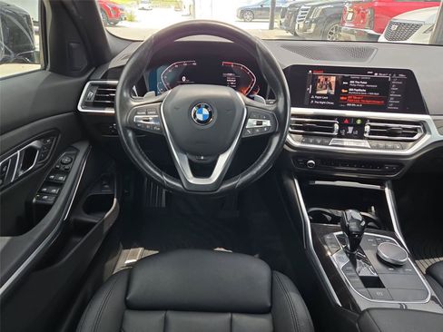 Used 2019 BMW 330i xDrive Sedan w/ Premium Package AWD/4WD image 13