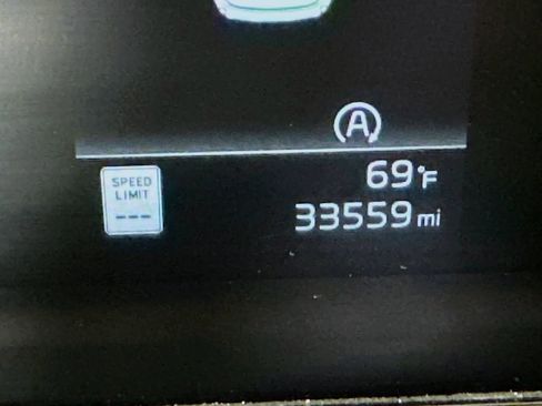 Used 2023 Kia Telluride EX w/ EX Captain's Chair Package FWD image 35