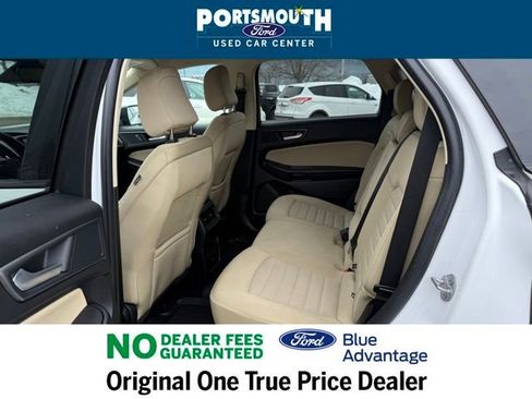 Used 2023 Ford Edge SE image 5