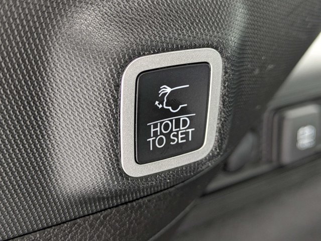 Certified 2025 Jeep Grand Cherokee Summit w/ Obsidian Package AWD/4WD image 13