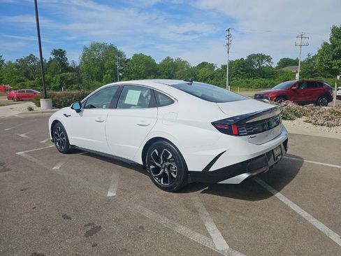 Certified 2025 Hyundai Sonata SEL AWD/4WD image 3