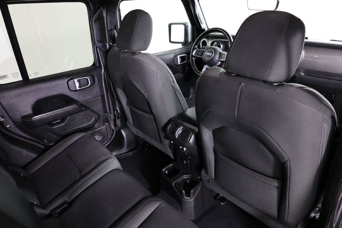 Used 2022 Jeep Gladiator Overland AWD/4WD image 31