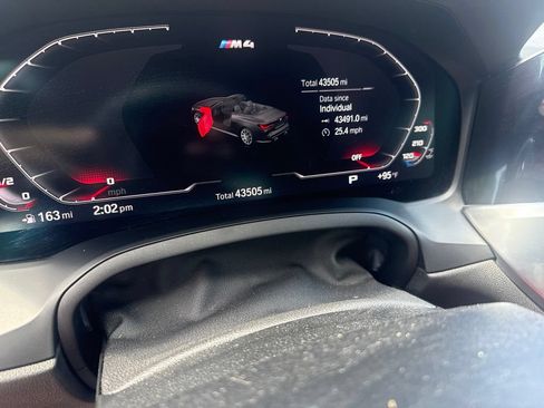 Used 2023 BMW M4 xDrive Competition w/ Executive Package AWD/4WD image 5