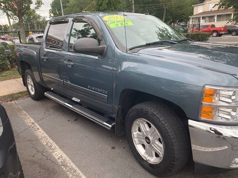 Used 2013 Chevrolet Silverado 1500 LT w/ All-Star Edition AWD/4WD image 3