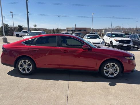 Used 2023 Honda Accord LX image 4