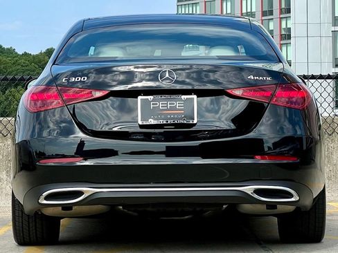 Certified 2022 Mercedes-Benz C 300 4MATIC Sedan image 6