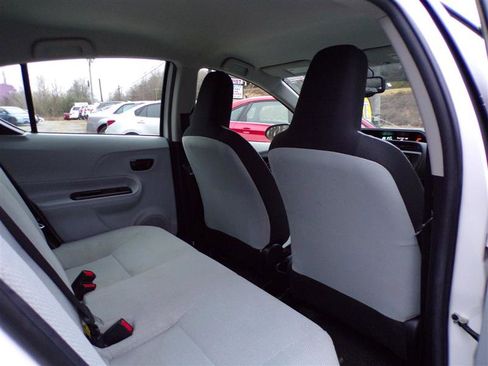 Used 2014 Toyota Prius C Four image 24