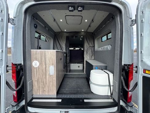 Used 2021 Ford Transit 350 Medium Roof AWD image 19