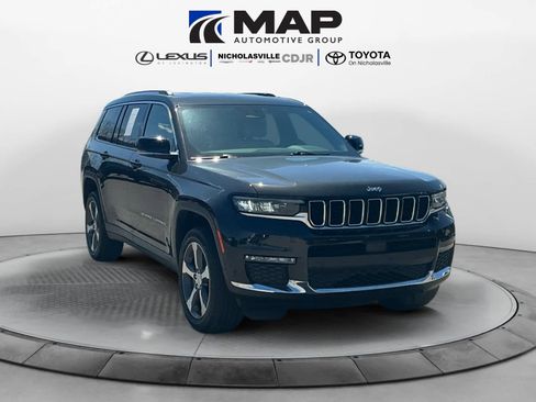 Used 2023 Jeep Grand Cherokee L Limited image 7