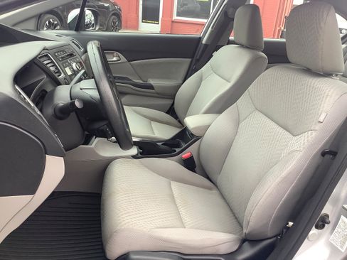 Used 2014 Honda Civic LX image 10