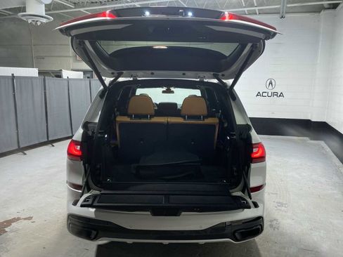 Used 2021 BMW X7 xDrive40i w/ M Sport Package image 19