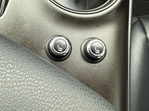 Used 2024 Toyota Camry SE FWD image 29