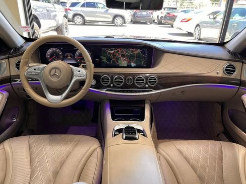 Used 2019 Mercedes-Benz S 560 4MATIC Sedan image 14