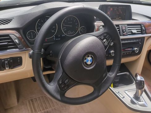 Used 2015 BMW 320i xDrive Sedan AWD/4WD image 14