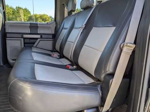 Used 2018 Ford F150 XLT image 15