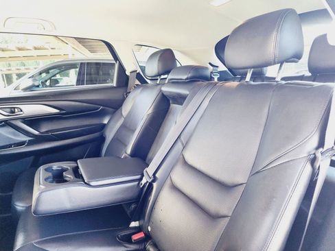 Used 2019 MAZDA CX-9 Touring image 44