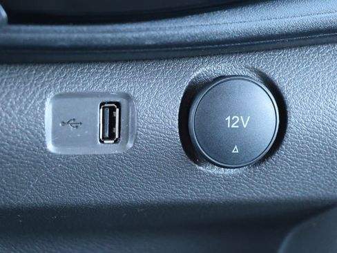 Used 2024 Ford Transit 350 XLT image 22