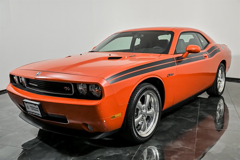 Used 2009 Dodge Challenger R/T RWD image 5