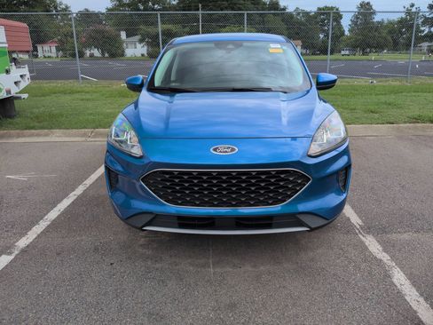 Used 2021 Ford Escape SE w/ Convenience Package FWD image 3