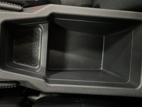 Used 2024 Nissan Kicks SV FWD image 28