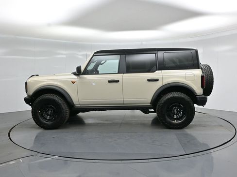 New 2026 Ford Bronco Badlands image 27