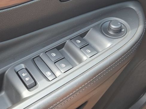 Used 2019 Buick Encore Preferred FWD image 21