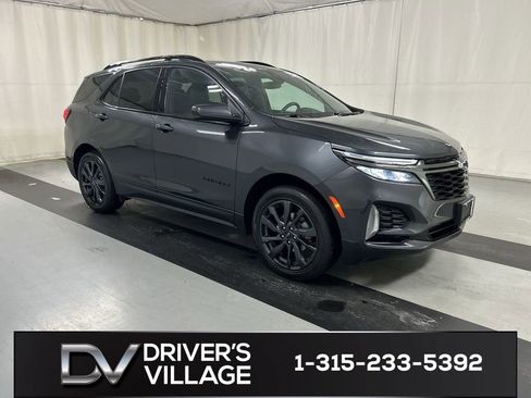 Used 2023 Chevrolet Equinox RS image 1