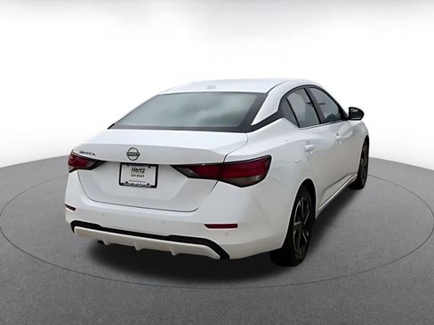 Used 2025 Nissan Sentra SV FWD image 16
