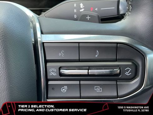 Used 2025 GMC Terrain Elevation AWD/4WD image 28