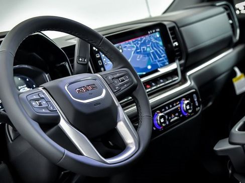 New 2025 GMC Sierra 1500 SLE w/ Preferred Package image 10