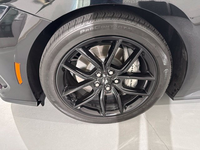 Used 2025 Ford Mustang GT Premium RWD image 5