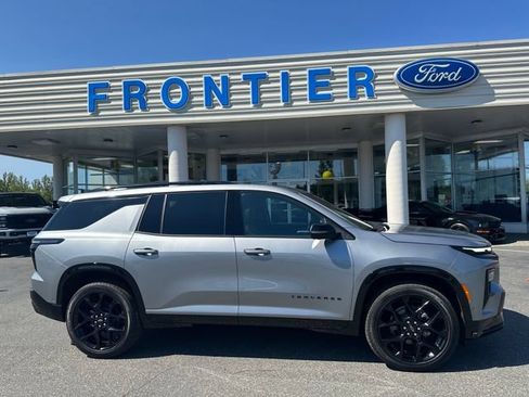 Used 2026 Chevrolet Traverse RS AWD/4WD image 1