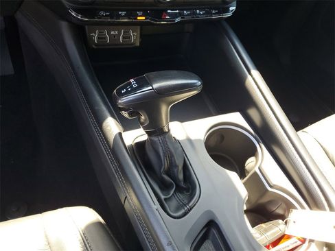 Used 2022 Dodge Durango GT image 25