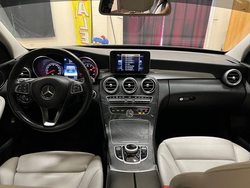 Used 2017 Mercedes-Benz C 300 Sedan image 14
