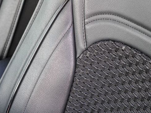 Used 2013 Honda Fit Sport image 12