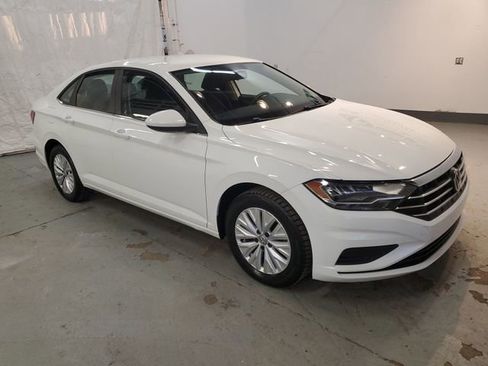 Used 2019 Volkswagen Jetta S w/ Driver Assistance Package image 9