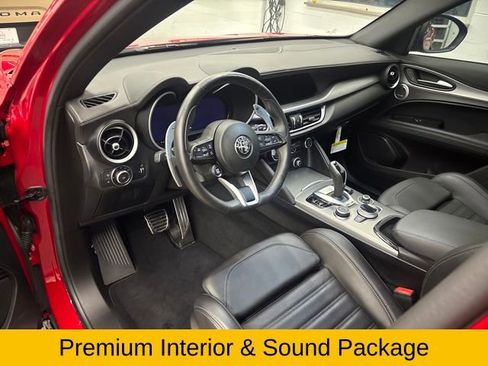 Used 2024 Alfa Romeo Stelvio Veloce image 13
