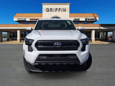 Used 2024 Toyota Tacoma SR5 image 12