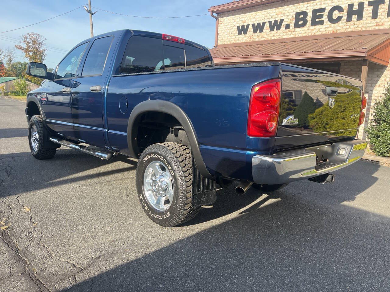 Used 2008 Dodge Ram 2500 Truck SLT w/ Popular Equipment Group AWD/4WD image 8
