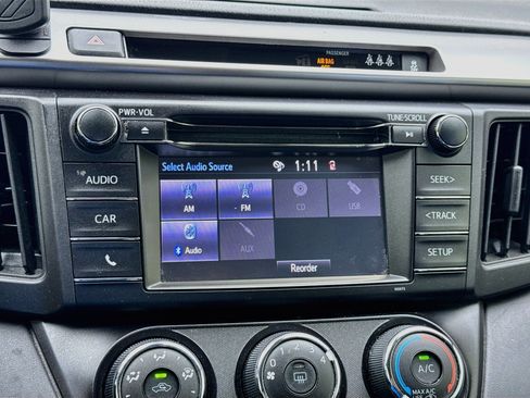 Used 2018 Toyota RAV4 LE w/ All Weather Liner Package FWD image 11