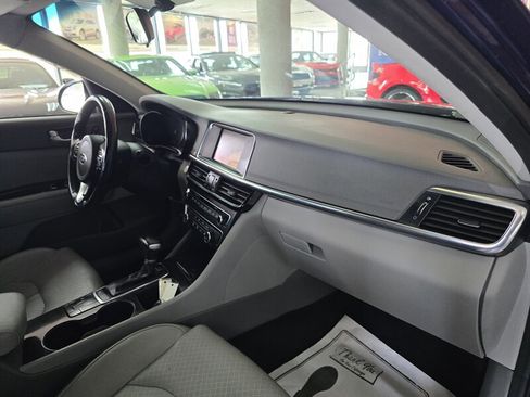 Used 2018 Kia Optima EX image 18
