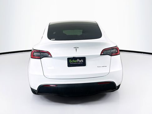 Used 2023 Tesla Model Y Long Range AWD/4WD image 7