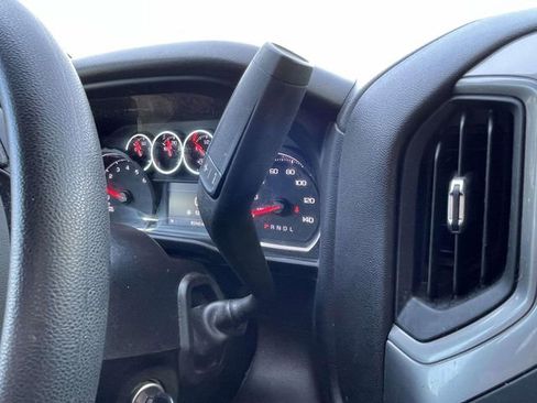 Used 2022 Chevrolet Silverado 1500 Custom w/ Safety Confidence Package AWD/4WD image 30