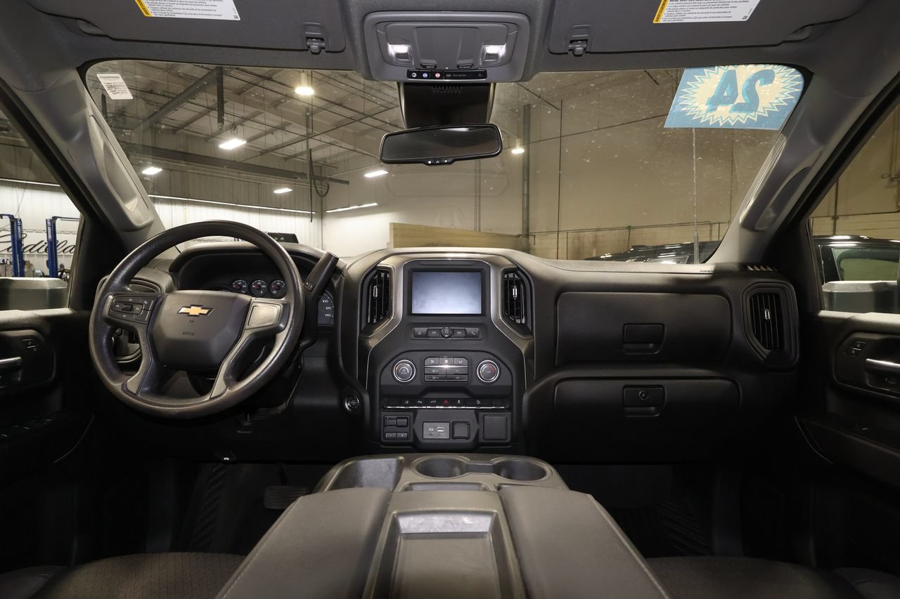 Used 2024 Chevrolet Silverado 2500 Custom w/ Custom Convenience Package AWD/4WD image 28