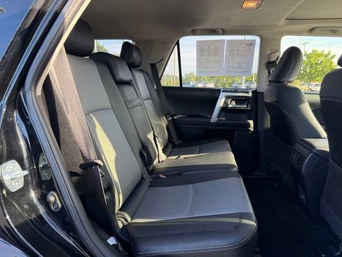 Certified 2021 Toyota 4Runner SR5 Premium w/ Moonroof Package AWD/4WD image 18