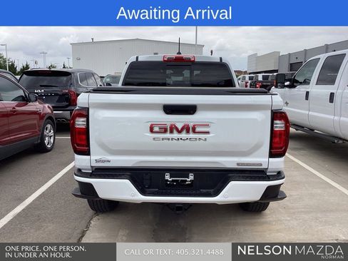 Used 2023 GMC Canyon Elevation w/ Elevation Premium Package image 6