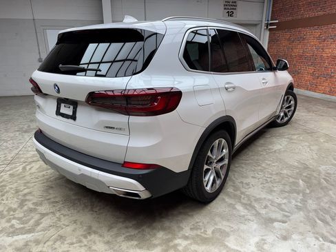 Certified 2023 BMW X5 xDrive40i w/ Premium Package AWD/4WD image 5