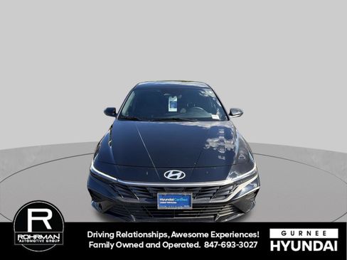 Used 2025 Hyundai Elantra Sport FWD image 3