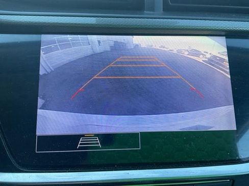 Used 2021 Buick Encore GX Select w/ Sport Touring Package image 2